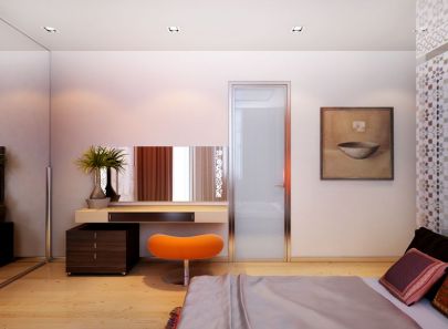 Интерьер светлой спальни с орнаментом на зеркалах и стенах