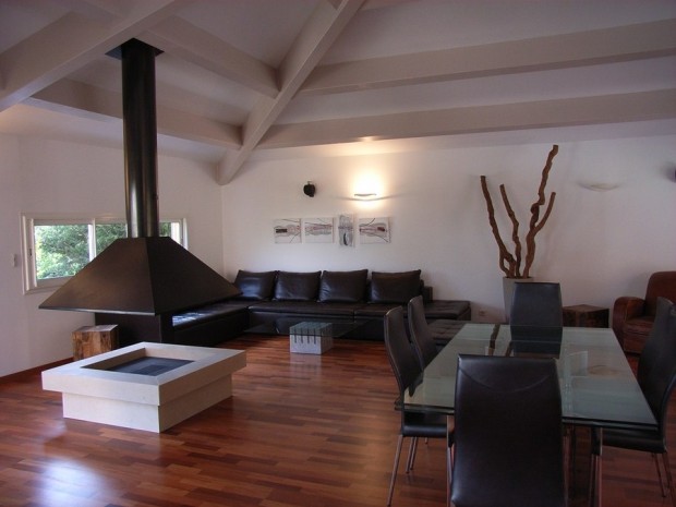 Островной камин