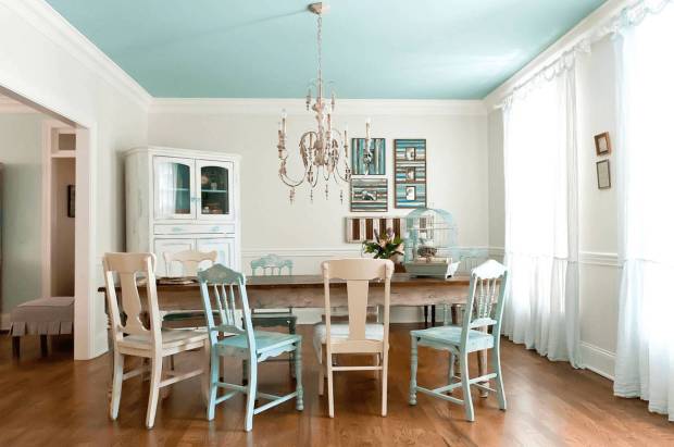 Потолок цвета Тиффани