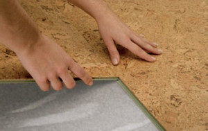 Укладка пробкового покрытия