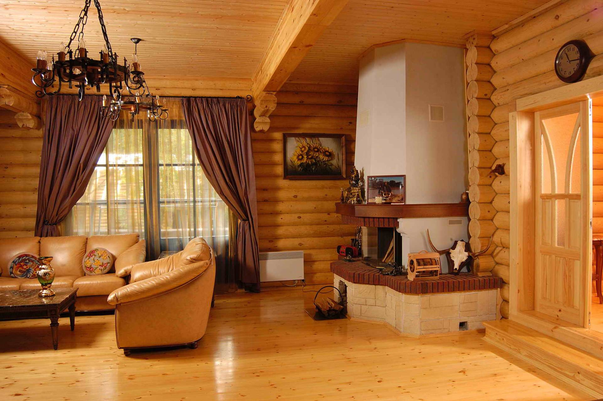 Как устроен дизайн интерьера деревянного дома?