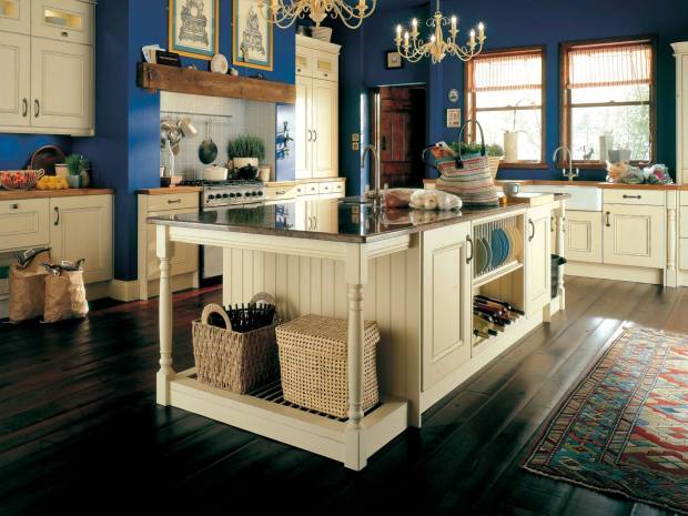 Сочетание синего и бежевого